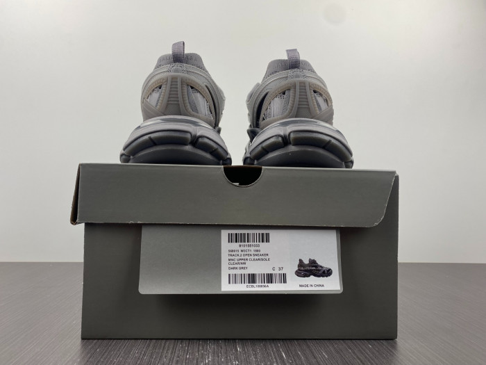 Ba*len*cia*ga track 8000004