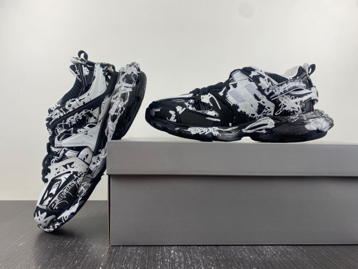 Ba*len*cia*ga track sneaker