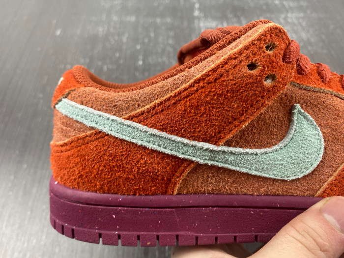 nike sb dunk low mystic red rosewood dv5429-601