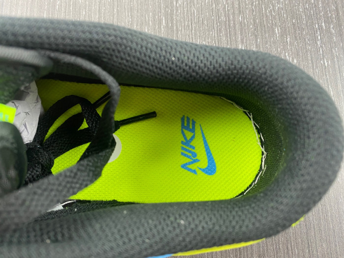 nike dunk low se acid wash baltic blue volt dv1694-900