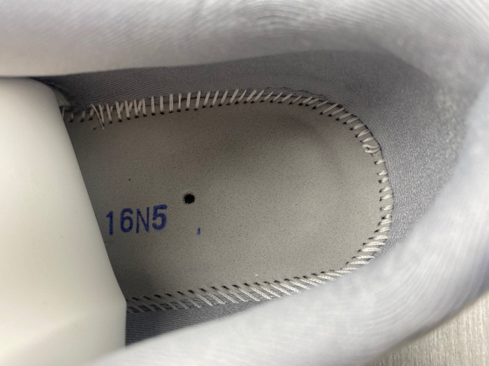 air jordan 11 low “cement grey” av2187-140