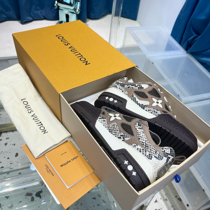 lv skate snekaers l0000250