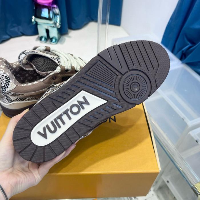 lv skate snekaers l0000250