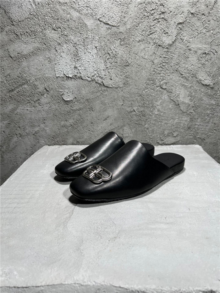 balenciag* sandal bs47