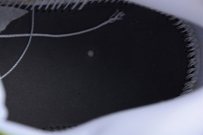 air jordan 1 mid wmns se 