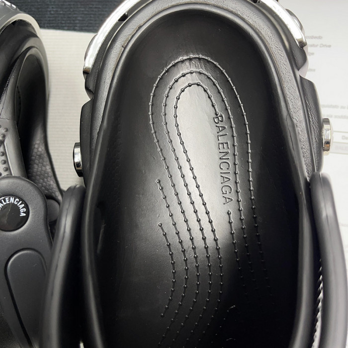 balenciag* sandal bs19