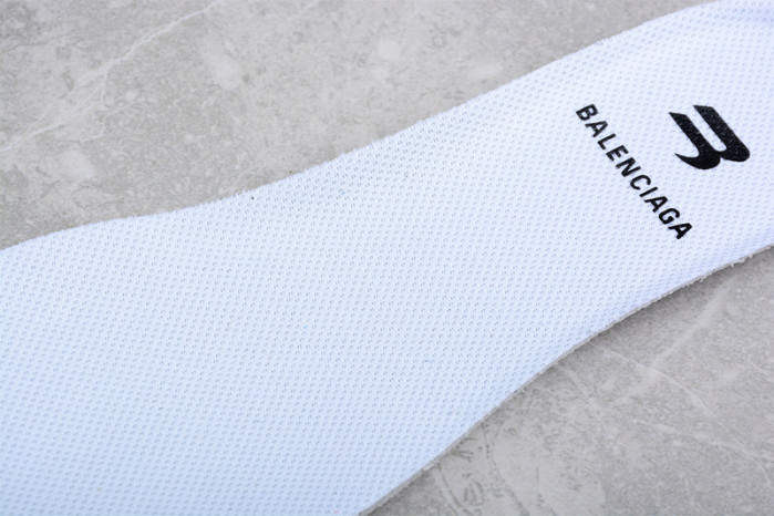 Ba*len*cia*ga defender sneaker
