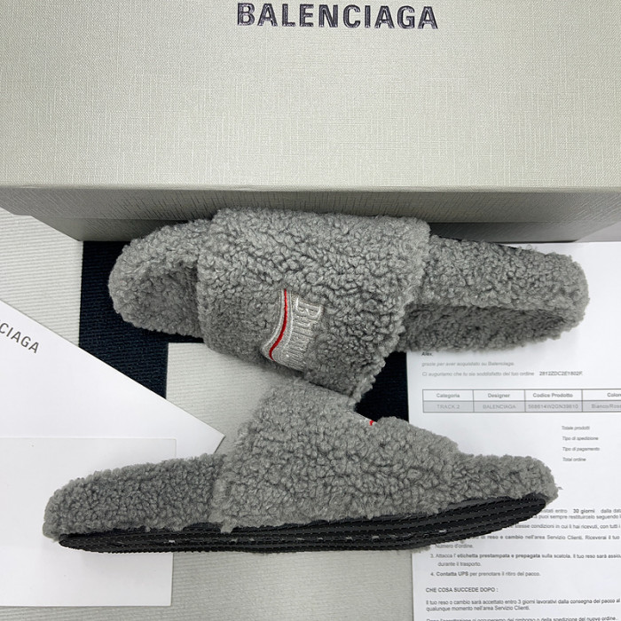 balenciag* sandal bs20