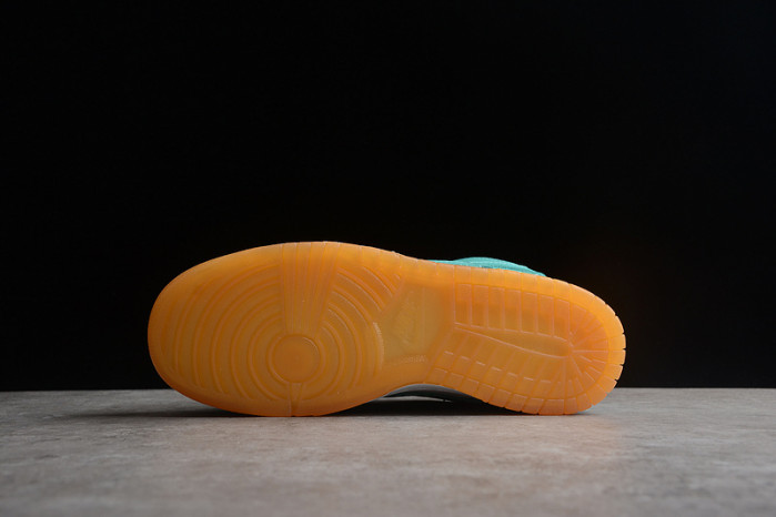nike dunk low turquoise green orange dv2190-100