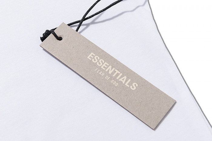 essentials 01