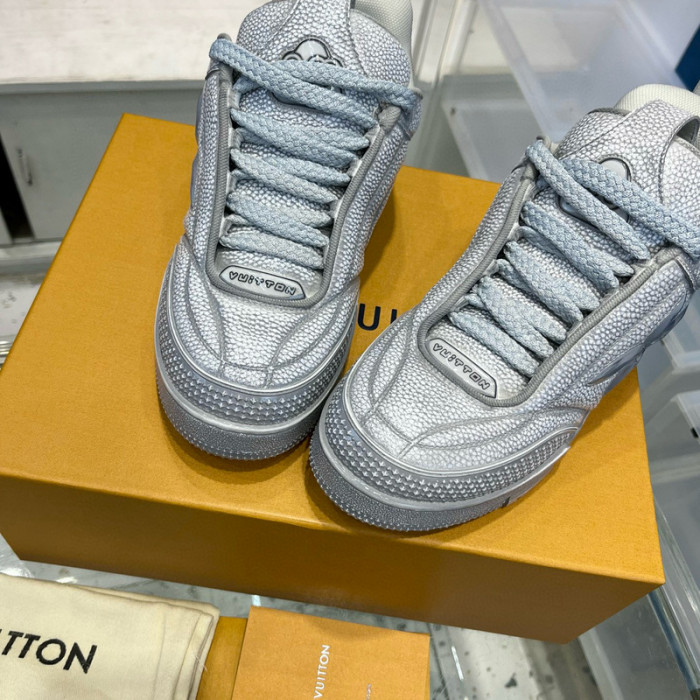 lv skate snekaers l0000217