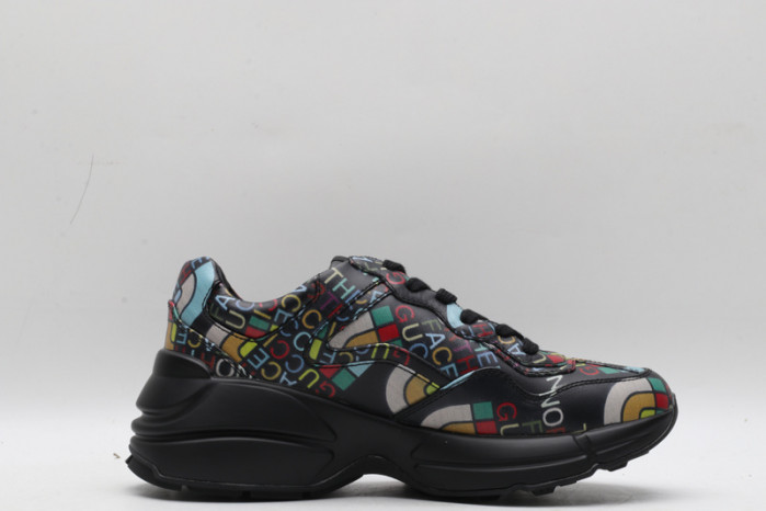 G*u*i* rhyton sneaker