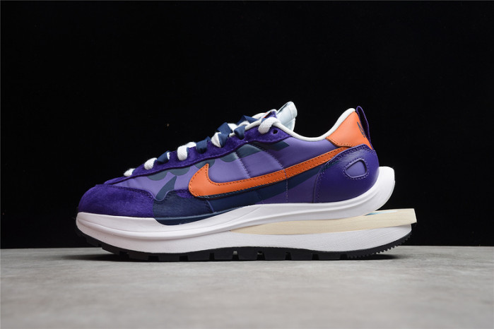 nike vaporwaffle sacai dark iris dd1875-500