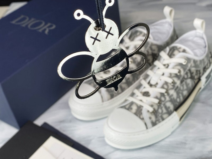 b23 oblique low sneakers t004801-1068