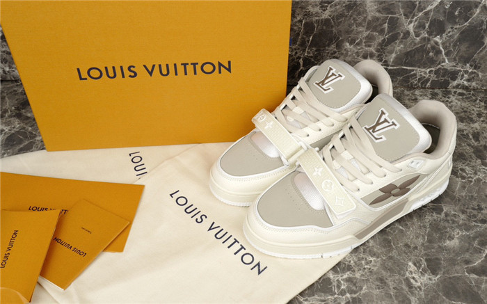 lv snekaers l0000335