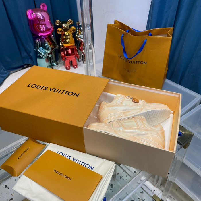 lv snekaers l0000202