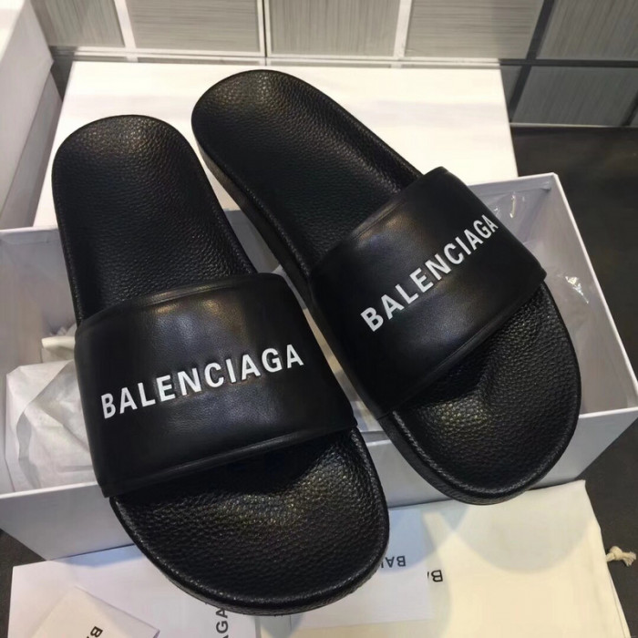 balenciag* sandal bs33