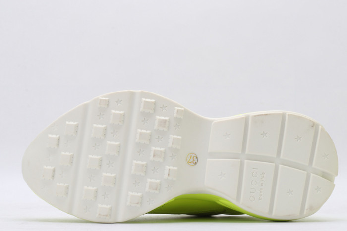 G*u*i* rhyton sneaker