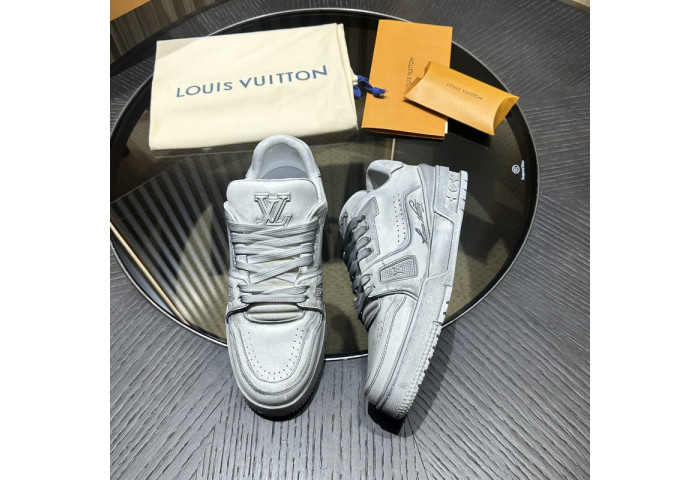 LV snekaers L0000487