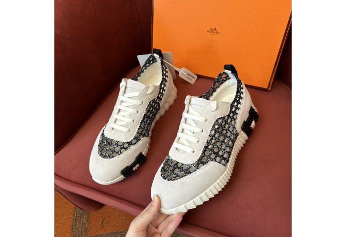 H**me5 snekaers hm017