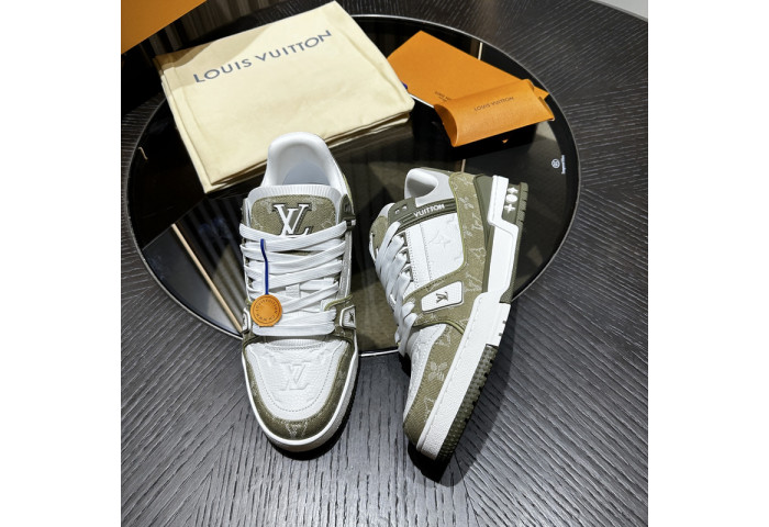 LV snekaers L0000605