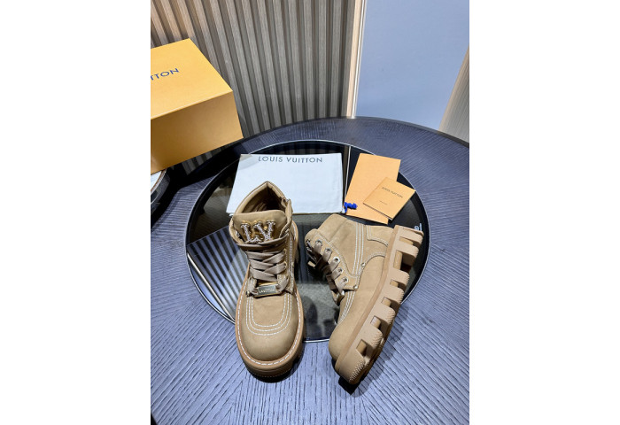 LV Boots L0000389