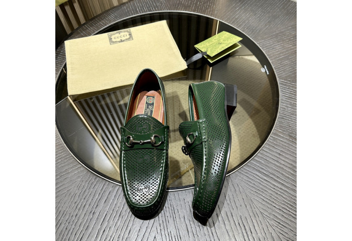 G*u*i* loafers gc184