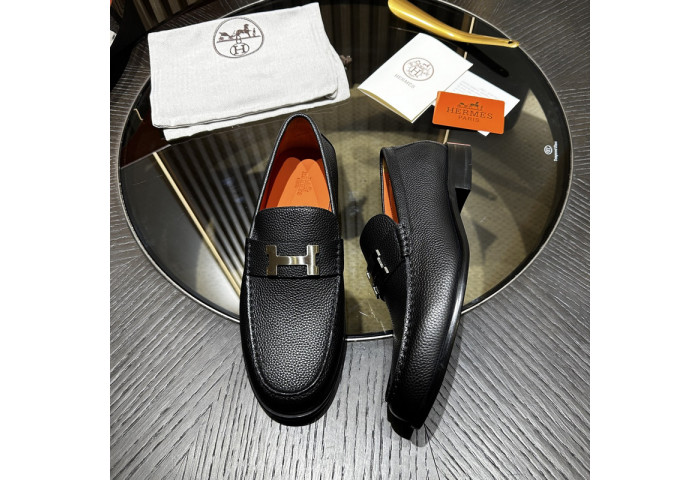 H**me5 loafers hm059