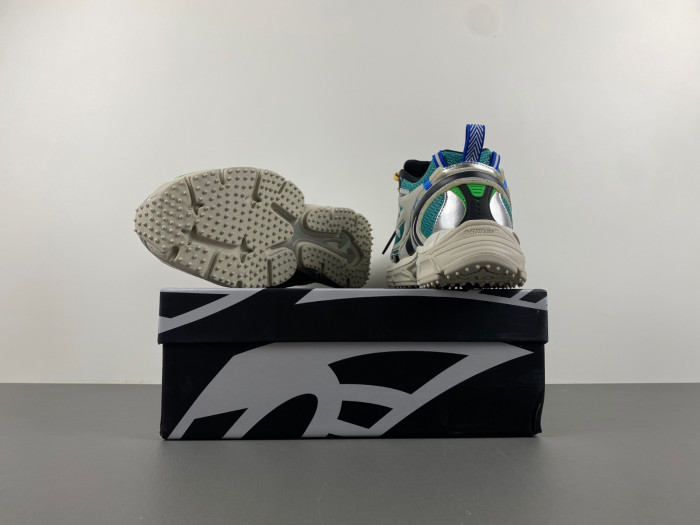 Off-White Be right back OWIA289F26