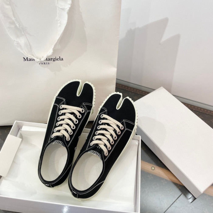 ma1s0n Marg*e1a tabi sneakers s57ws0347