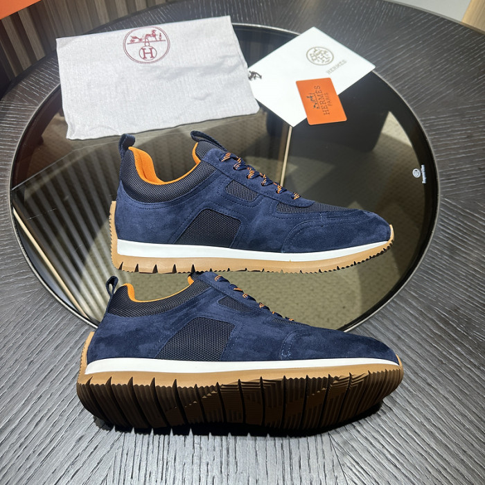 H**me5 snekaers hm054