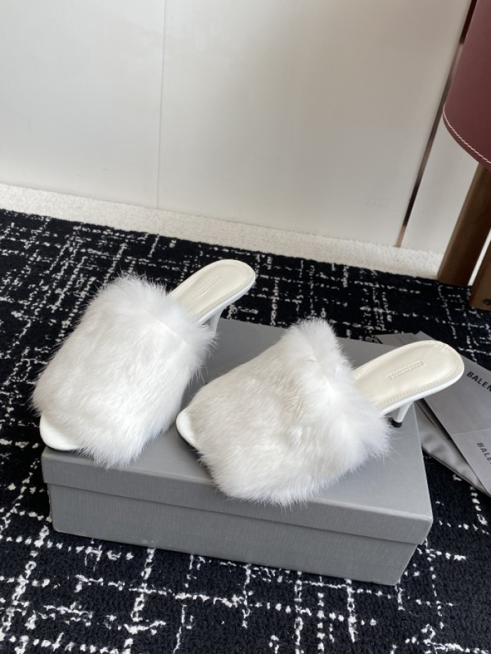 Balenciag* Sandal BS99