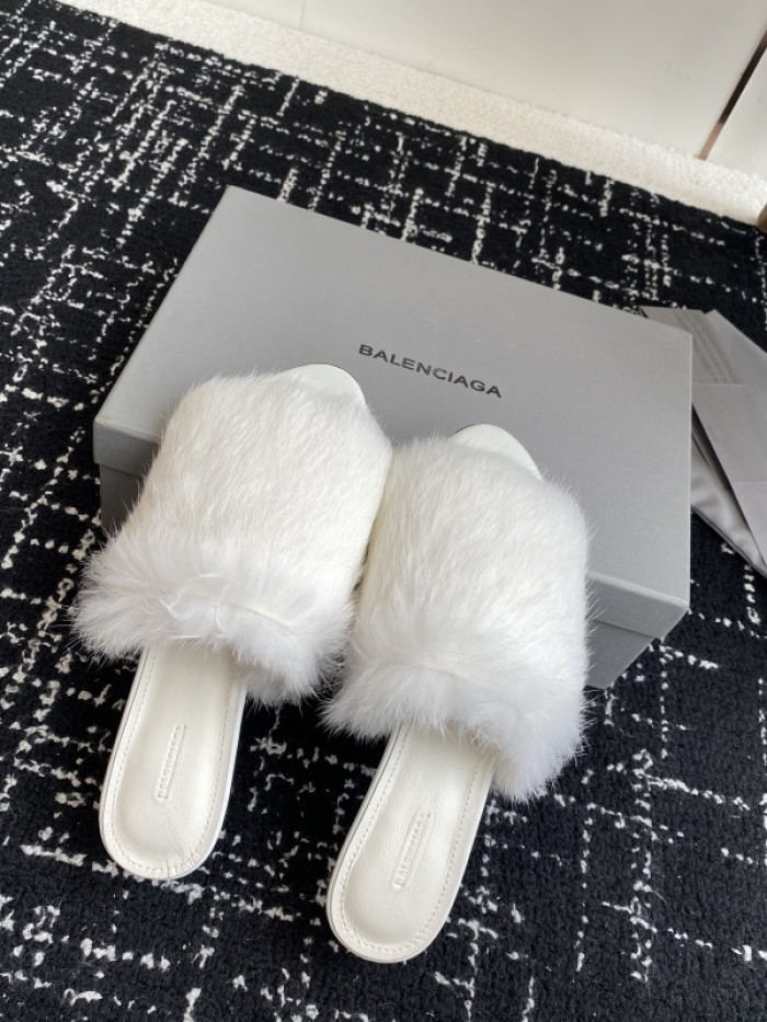 Balenciag* Sandal BS99