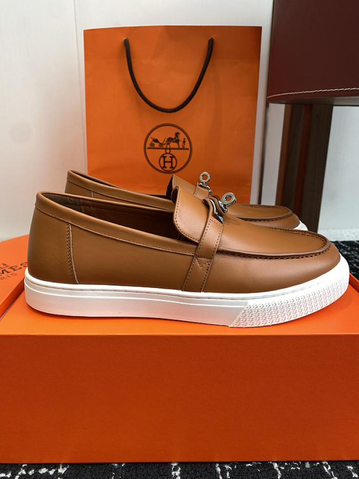H**me5 loafers hm063