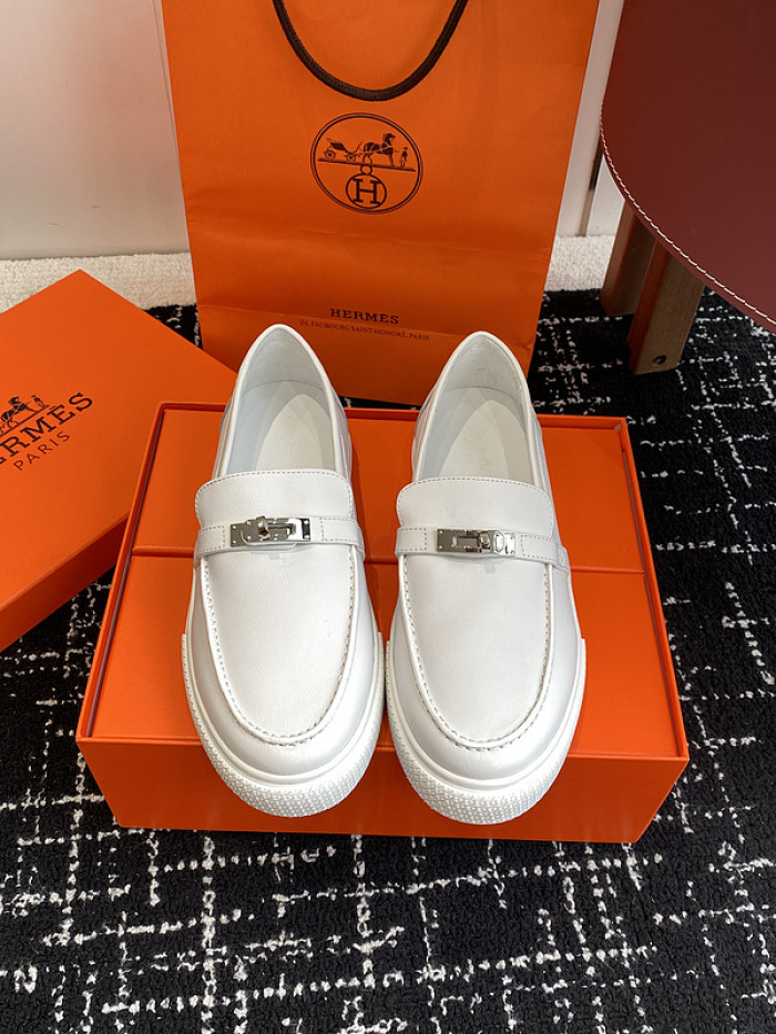 H**me5 loafers hm065