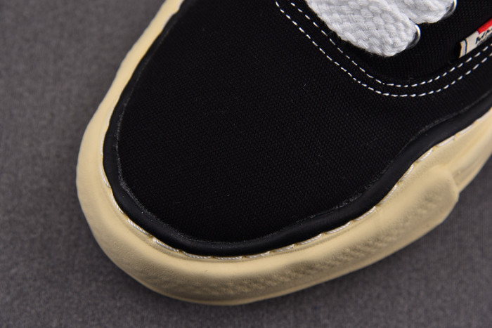 Ma*s*n mihara yasuhiro sneaker mmys35