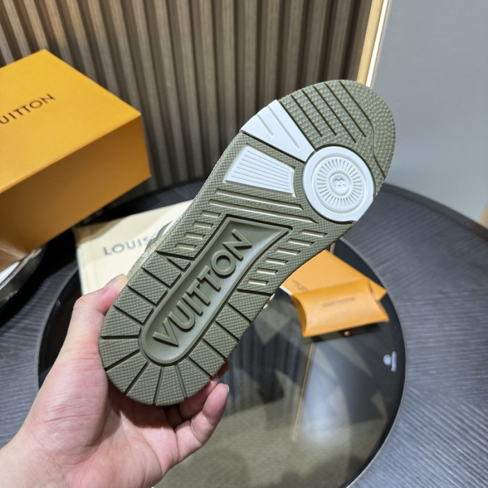 LV snekaers L0000605