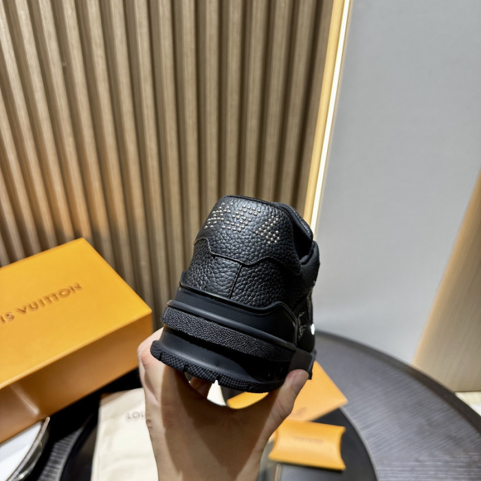 LV snekaers L0000603