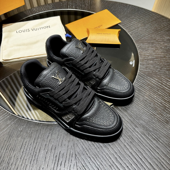 LV snekaers L0000603