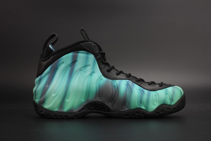 nike air foamposite one “N0r*hern lights” black/green mens 840559-001