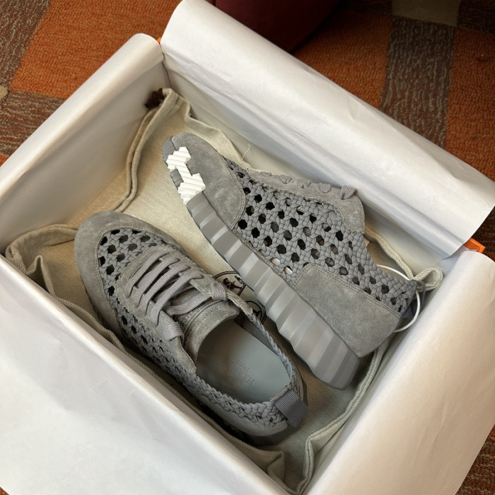 H**me5 snekaers hm018