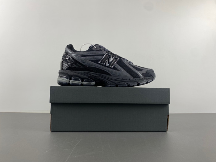 New Balance 1906R Black Phantom M1906RLB