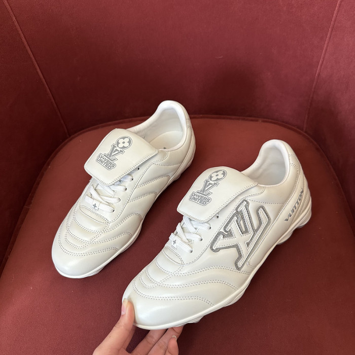 LV snekaers L0000553