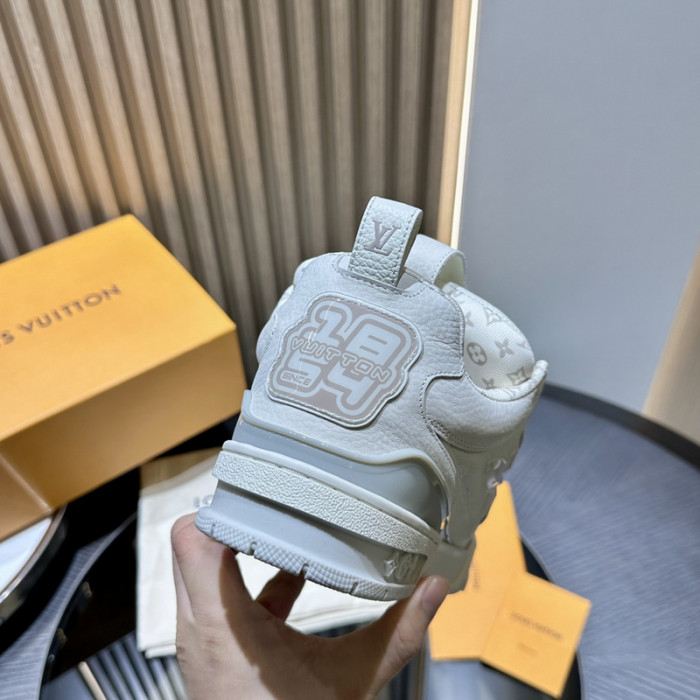 LV snekaers L0000481