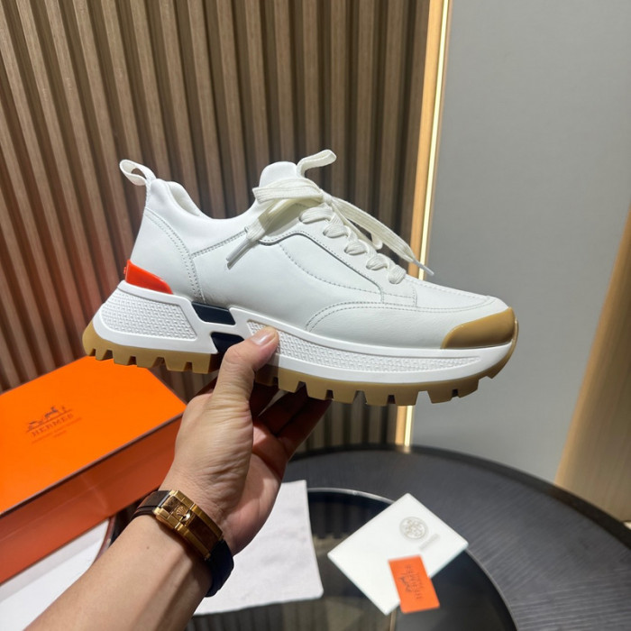 H**me5 snekaers hm044