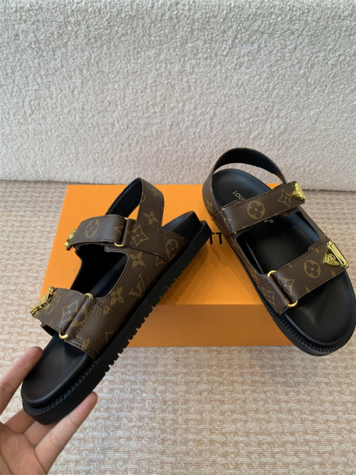 L&V sandal 207