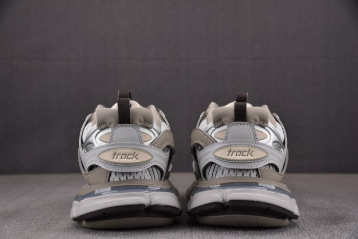 Ba1en*iaga track w3acg 1220