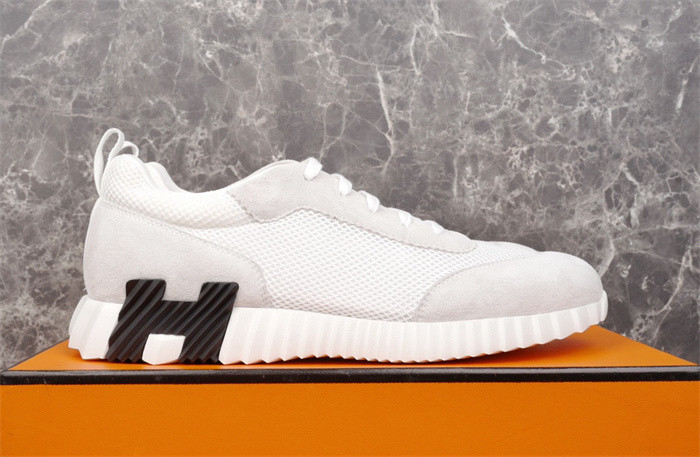 H**me5 snekaers hm008