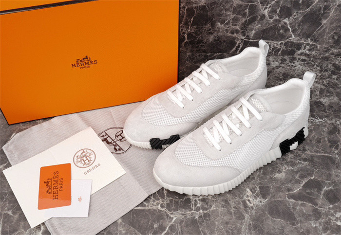 H**me5 snekaers hm008