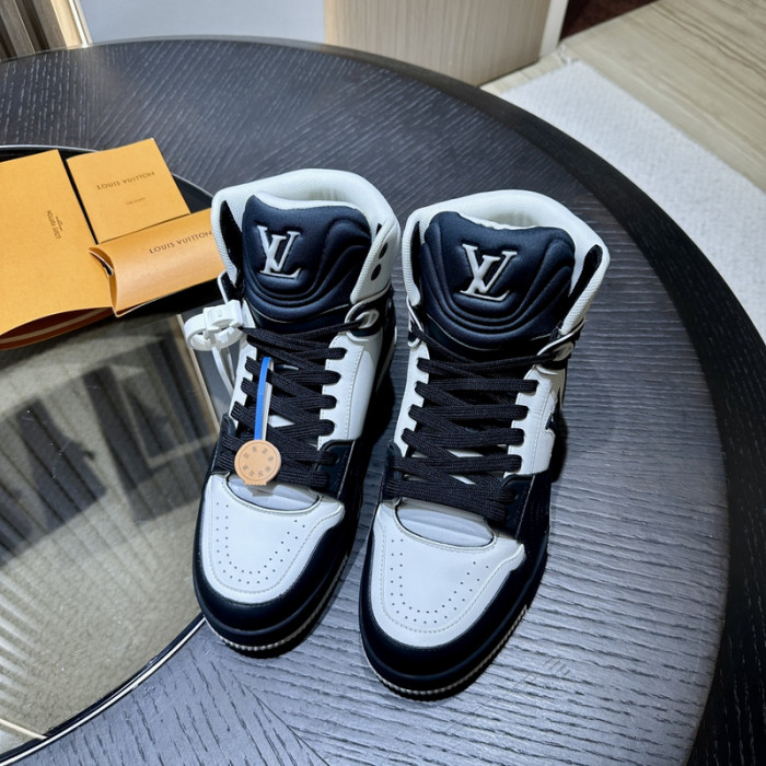 LV snekaers L0000470